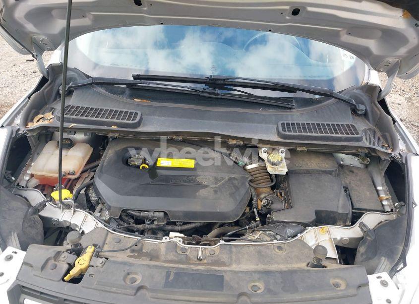 Photo 10 of 2016 Ford Escape SE (VIN 1FMCU0GX9GUB07146)