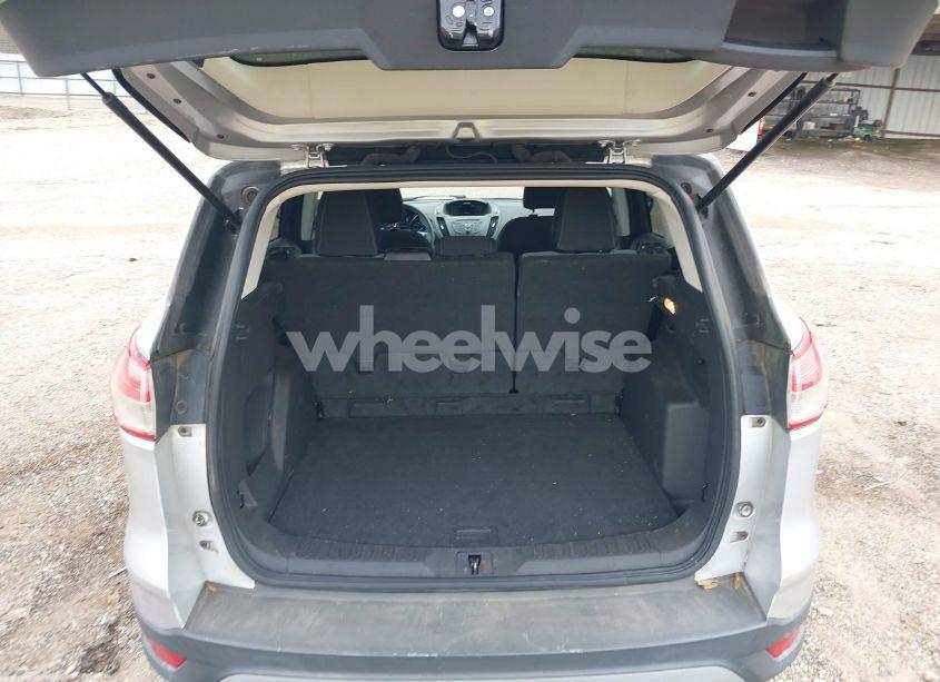 Photo 12 of 2016 Ford Escape SE (VIN 1FMCU0GX9GUB07146)