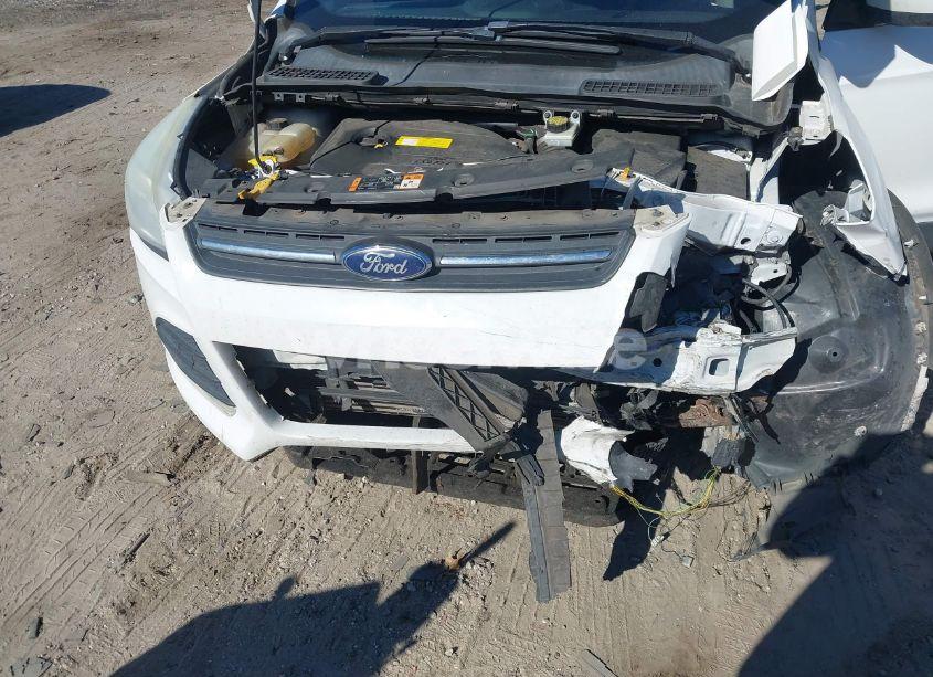 Photo 6 of 2016 Ford Escape SE (VIN 1FMCU0GX9GUB08815)