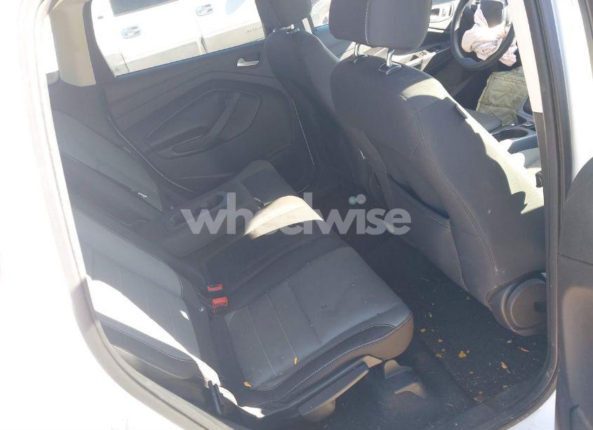 Photo 8 of 2016 Ford Escape SE (VIN 1FMCU0GX9GUB08815)