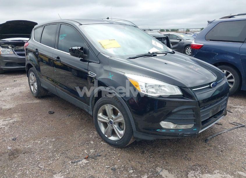 2016 Ford Escape SE (VIN 1FMCU0GX9GUB36419) main photo