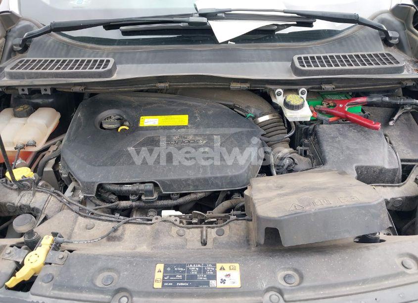 Photo 10 of 2016 Ford Escape SE (VIN 1FMCU0GX9GUB36419)