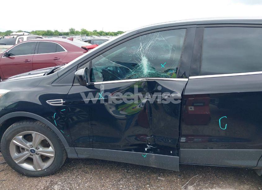 Photo 6 of 2016 Ford Escape SE (VIN 1FMCU0GX9GUB36419)