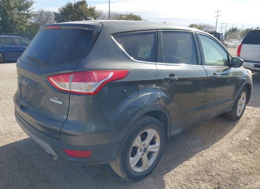 Photo 4 of 2016 Ford Escape SE (VIN 1FMCU0GX9GUB41152)
