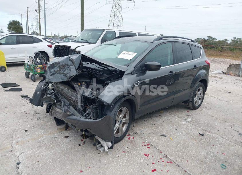 Photo 2 of 2016 Ford Escape SE (VIN 1FMCU0GX9GUB43872)