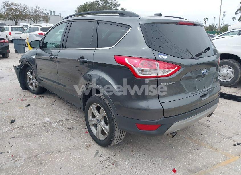 Photo 3 of 2016 Ford Escape SE (VIN 1FMCU0GX9GUB43872)