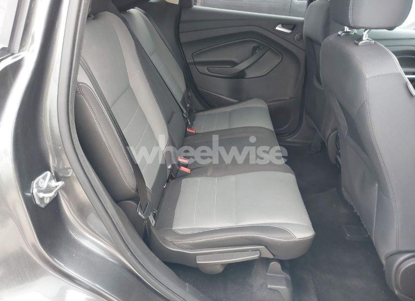 Photo 8 of 2016 Ford Escape SE (VIN 1FMCU0GX9GUB43872)