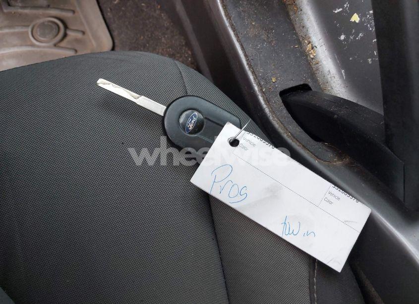 Photo 11 of 2016 Ford Escape SE (VIN 1FMCU0GX9GUB91906)