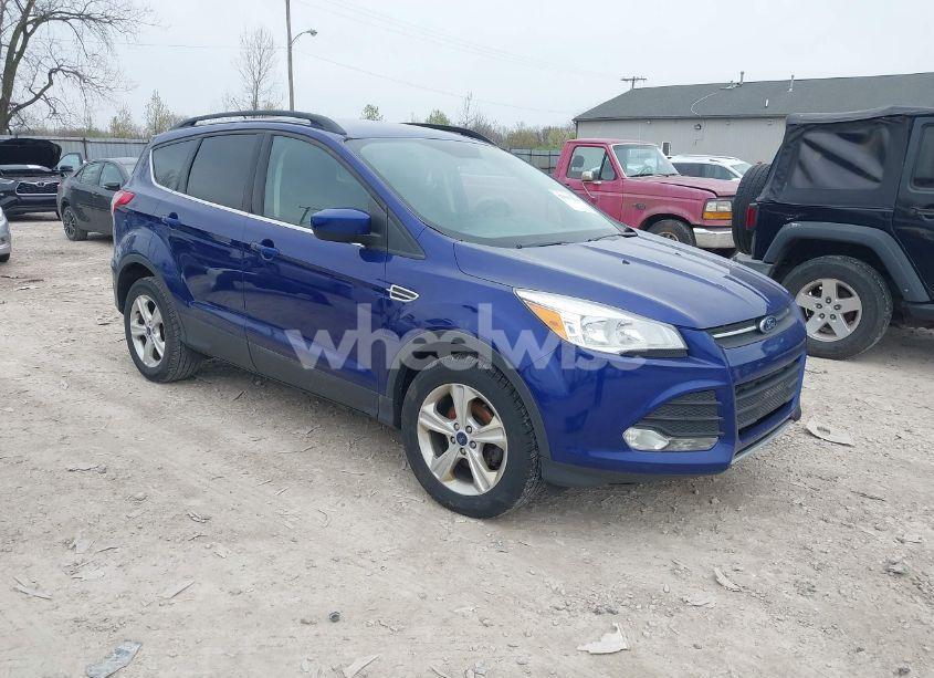 2016 Ford Escape SE (VIN 1FMCU0GX9GUB93543) main photo