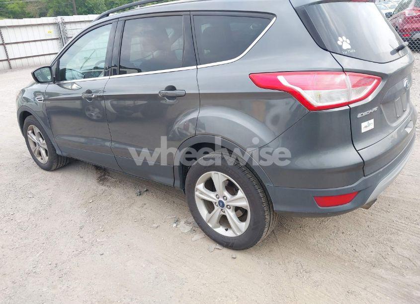 Photo 3 of 2016 Ford Escape SE (VIN 1FMCU0GX9GUC56396)