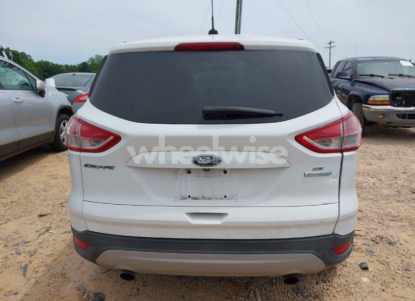 Photo 17 of 2016 Ford Escape SE (VIN 1FMCU0GX9GUC81721)