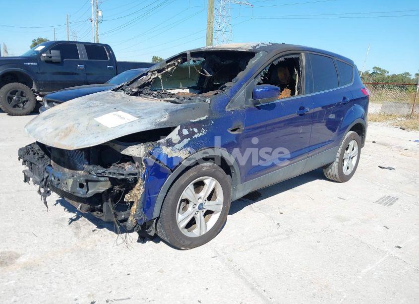 Photo 2 of 2013 Ford Escape SE (VIN 1FMCU0GXXDUA04233)