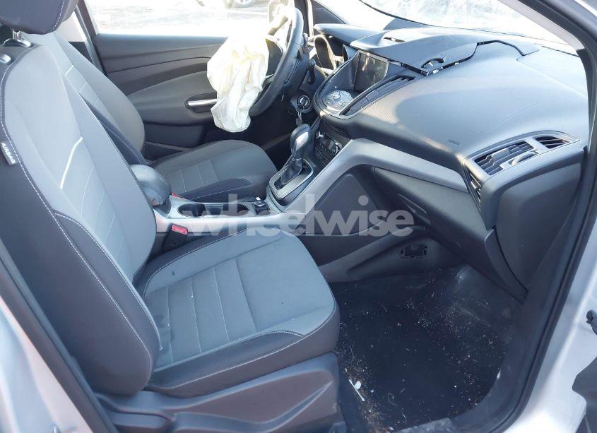 Photo 5 of 2013 Ford Escape SE (VIN 1FMCU0GXXDUA23994)