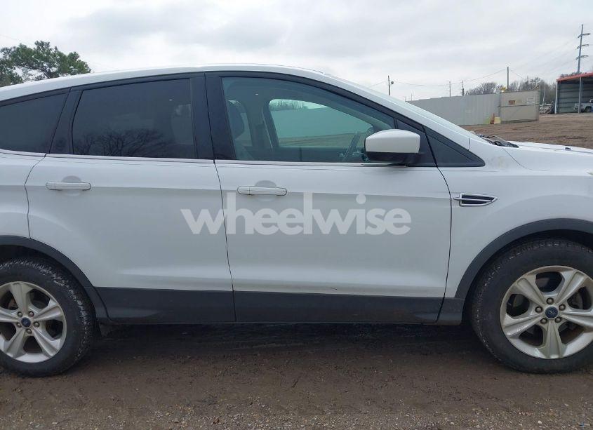 Photo 13 of 2013 Ford Escape SE (VIN 1FMCU0GXXDUA47907)