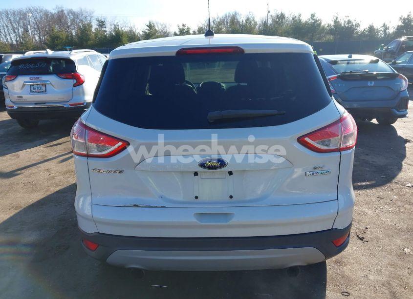 Photo 16 of 2013 Ford Escape SE (VIN 1FMCU0GXXDUA52377)