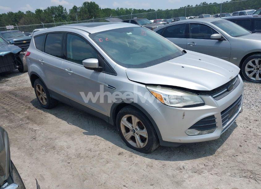 2013 Ford Escape SE (VIN 1FMCU0GXXDUB51801) main photo