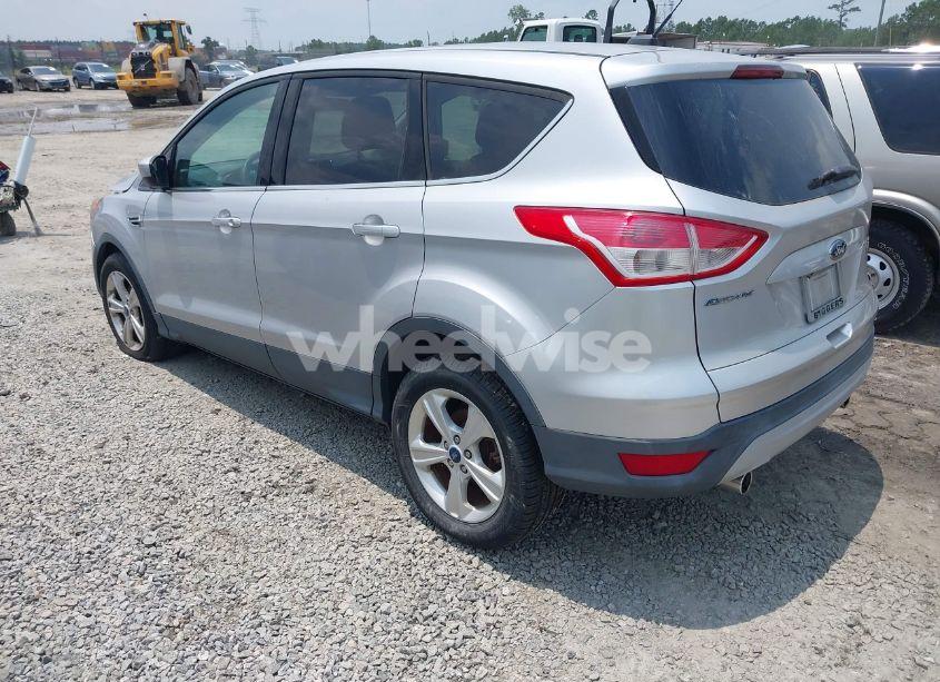 Photo 3 of 2013 Ford Escape SE (VIN 1FMCU0GXXDUB51801)