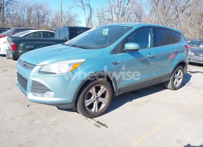 Photo 2 of 2013 Ford Escape SE (VIN 1FMCU0GXXDUC54670)