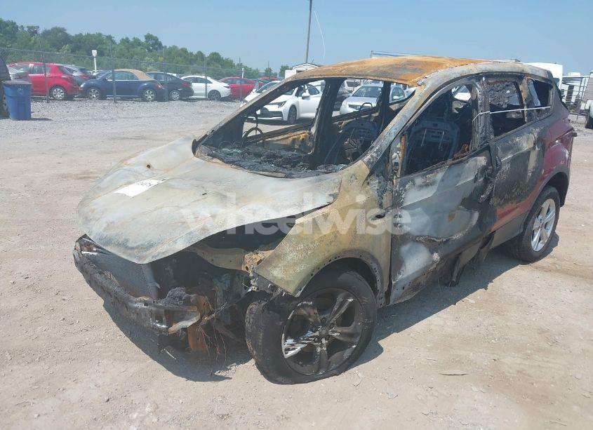 Photo 2 of 2013 Ford Escape SE (VIN 1FMCU0GXXDUC90830)