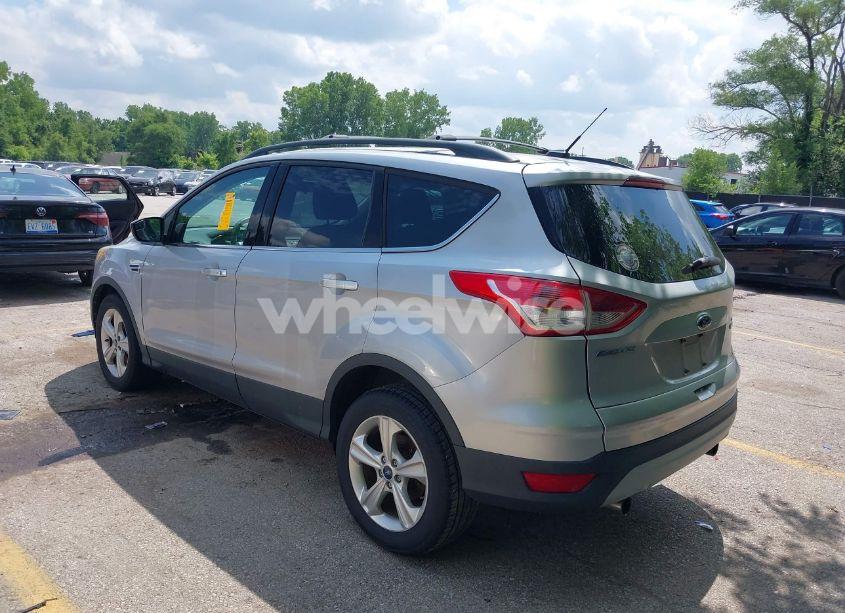 Photo 3 of 2013 Ford Escape SE (VIN 1FMCU0GXXDUC92917)