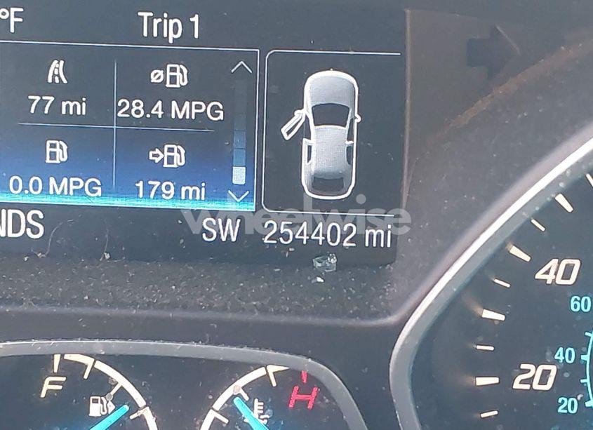 Photo 15 of 2014 Ford Escape SE (VIN 1FMCU0GXXEUB08318)