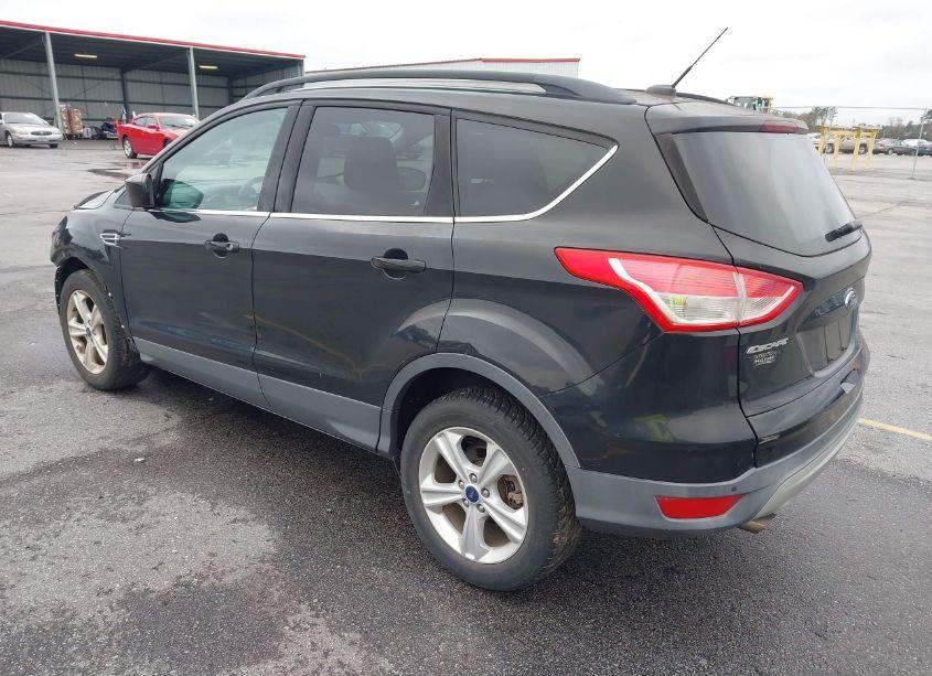 Photo 3 of 2014 Ford Escape SE (VIN 1FMCU0GXXEUB53906)