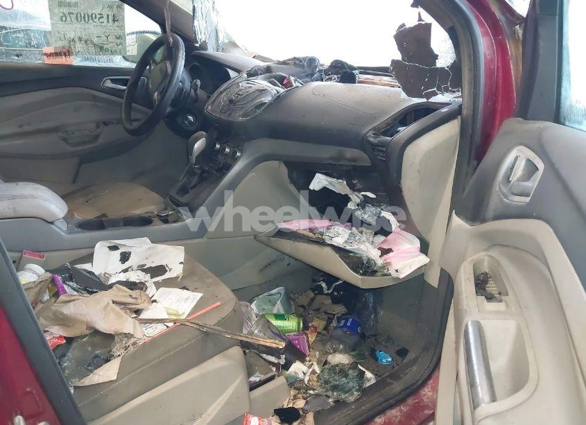 Photo 5 of 2014 Ford Escape SE (VIN 1FMCU0GXXEUC16308)