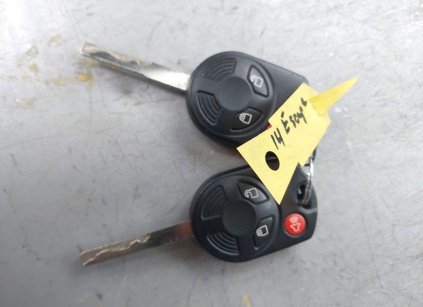 Photo 11 of 2014 Ford Escape SE (VIN 1FMCU0GXXEUC28331)