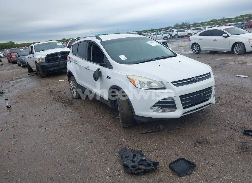 2014 Ford Escape SE (VIN 1FMCU0GXXEUC36770) main photo
