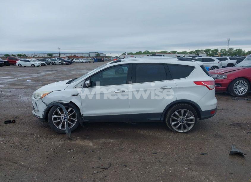 Photo 14 of 2014 Ford Escape SE (VIN 1FMCU0GXXEUC36770)