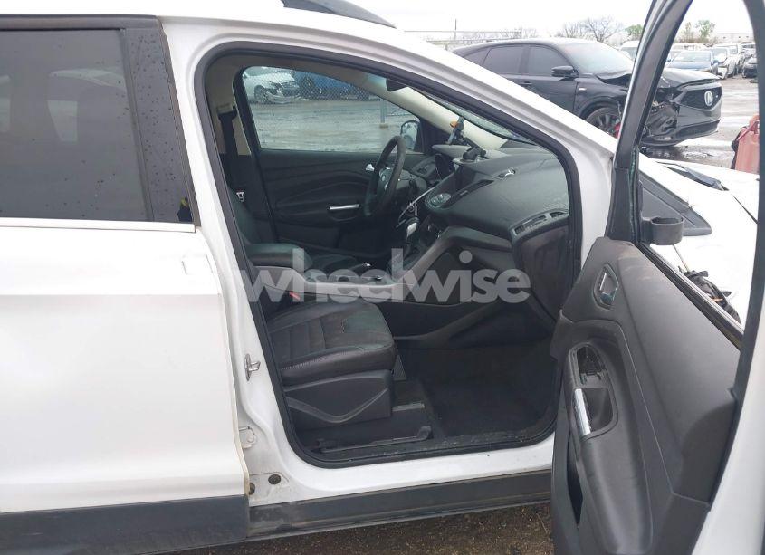 Photo 5 of 2014 Ford Escape SE (VIN 1FMCU0GXXEUC36770)