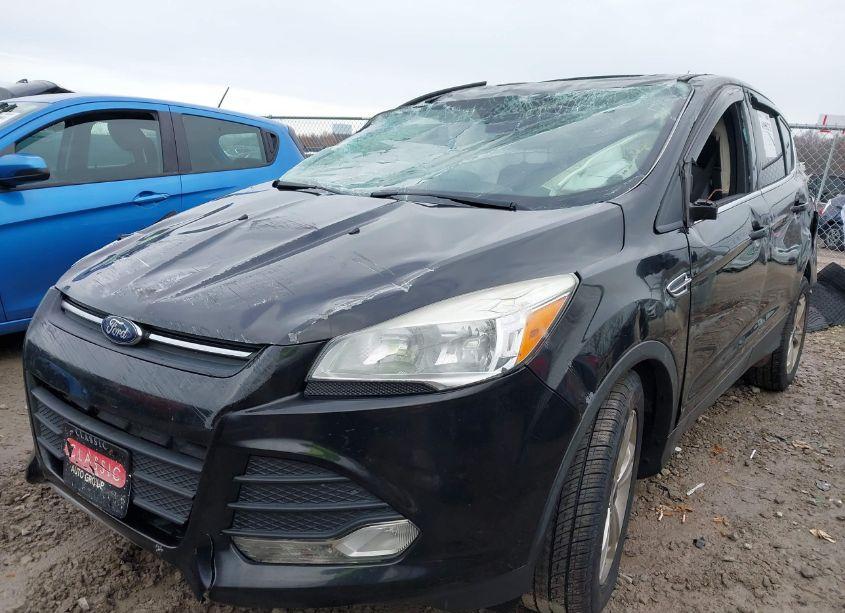 Photo 2 of 2014 Ford Escape SE (VIN 1FMCU0GXXEUD70906)