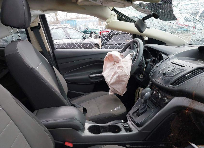 Photo 5 of 2014 Ford Escape SE (VIN 1FMCU0GXXEUD70906)