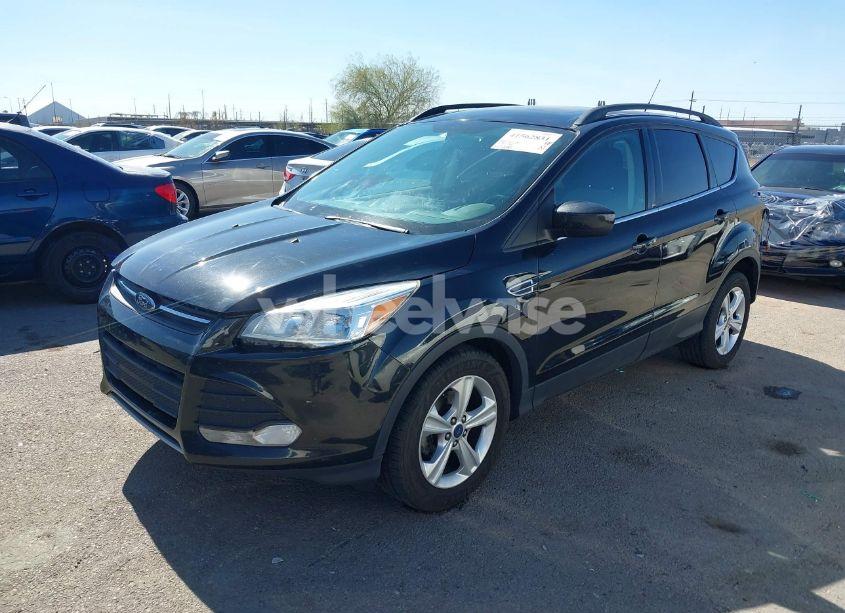 Photo 2 of 2014 Ford Escape SE (VIN 1FMCU0GXXEUE35415)