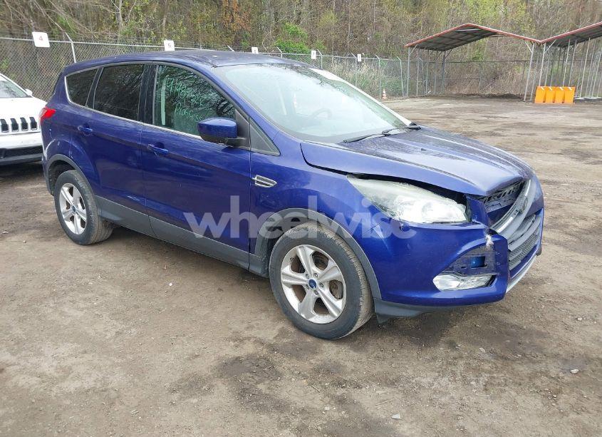 2015 Ford Escape SE (VIN 1FMCU0GXXFUA22993) main photo