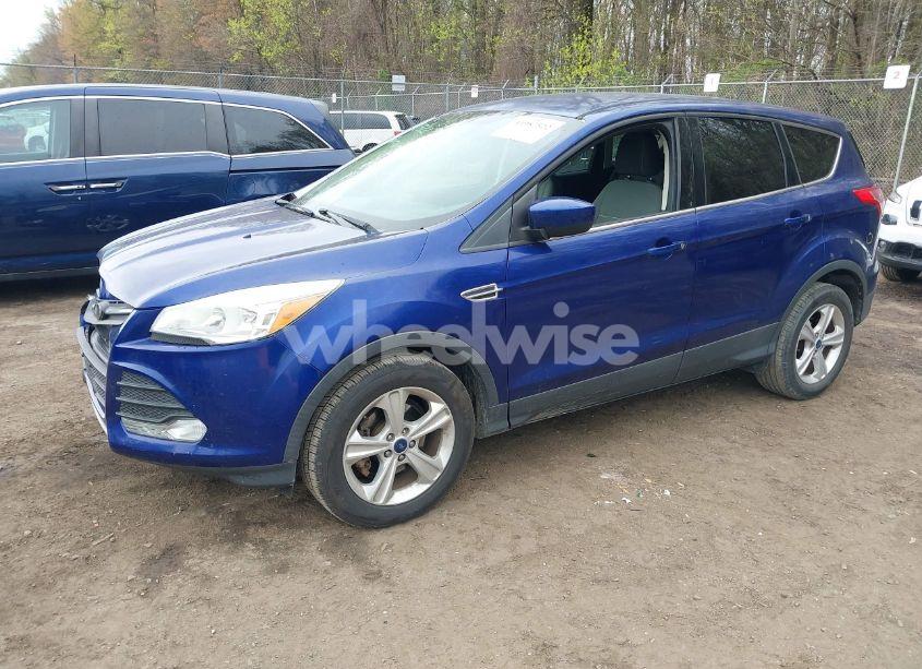 Photo 2 of 2015 Ford Escape SE (VIN 1FMCU0GXXFUA22993)