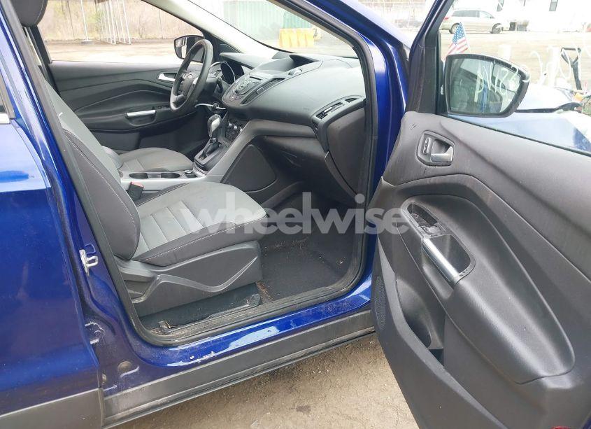 Photo 5 of 2015 Ford Escape SE (VIN 1FMCU0GXXFUA22993)