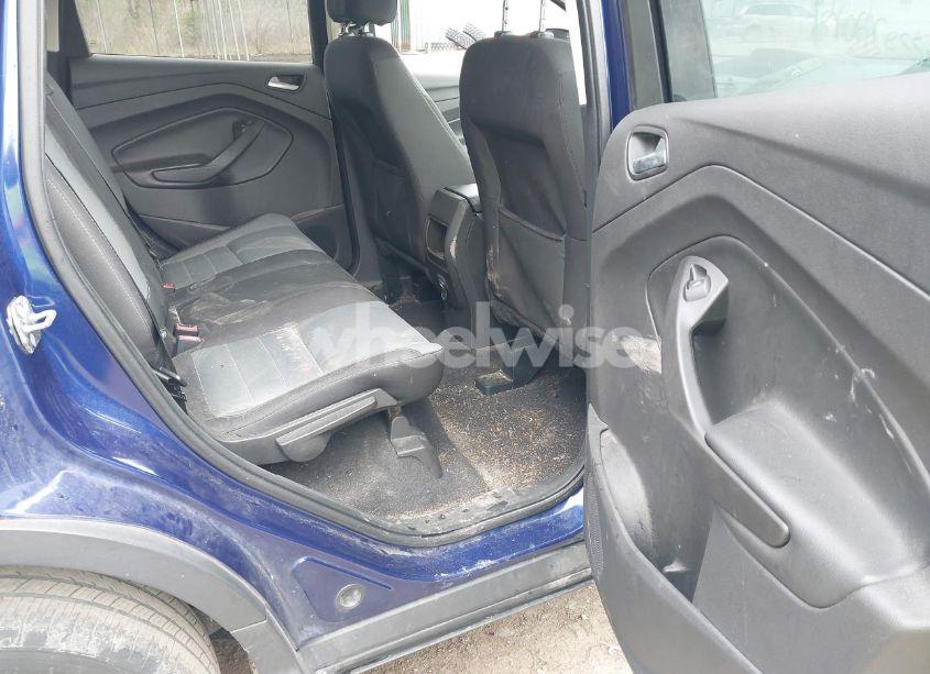 Photo 8 of 2015 Ford Escape SE (VIN 1FMCU0GXXFUA22993)