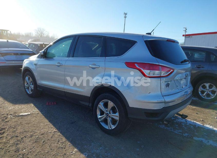Photo 3 of 2015 Ford Escape SE (VIN 1FMCU0GXXFUA40586)