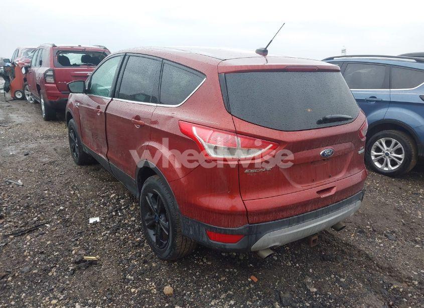Photo 3 of 2015 Ford Escape SE (VIN 1FMCU0GXXFUA60756)