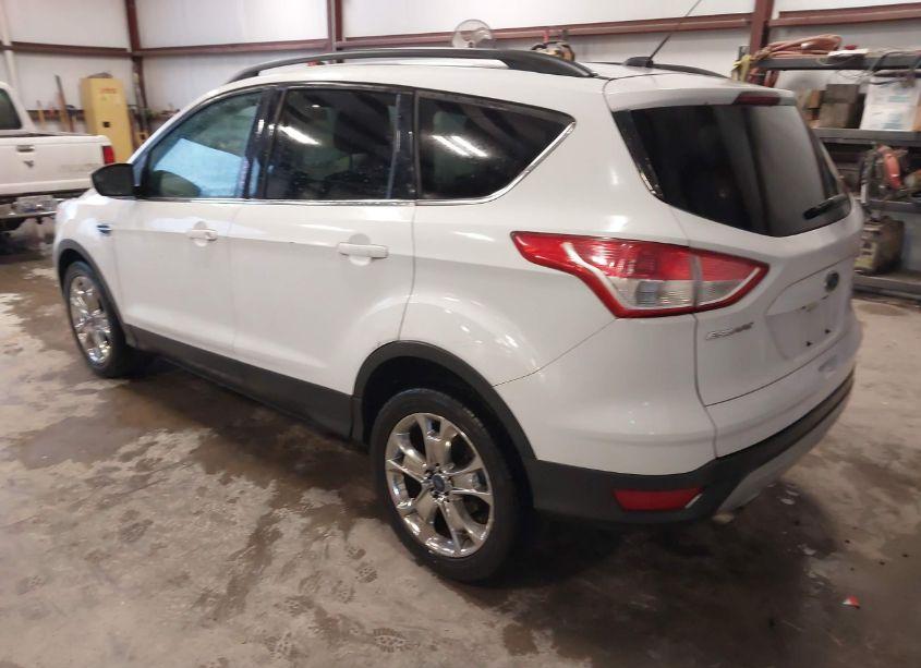 Photo 3 of 2015 Ford Escape SE (VIN 1FMCU0GXXFUA66282)