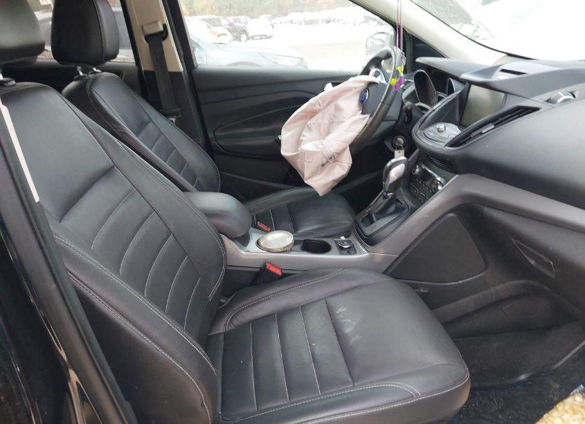 Photo 12 of 2015 Ford Escape SE (VIN 1FMCU0GXXFUA89917)