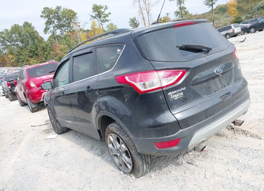 Photo 3 of 2015 Ford Escape SE (VIN 1FMCU0GXXFUA89917)