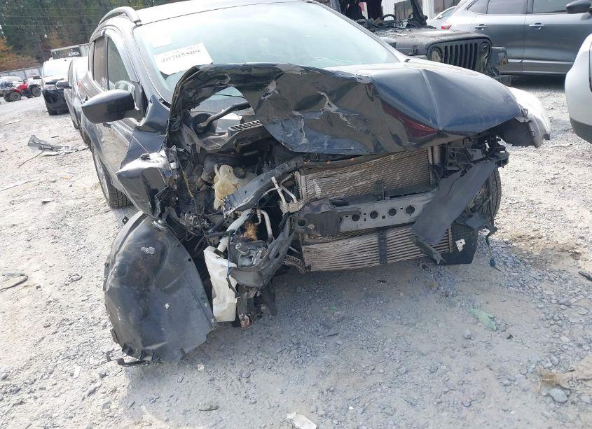 Photo 6 of 2015 Ford Escape SE (VIN 1FMCU0GXXFUA89917)