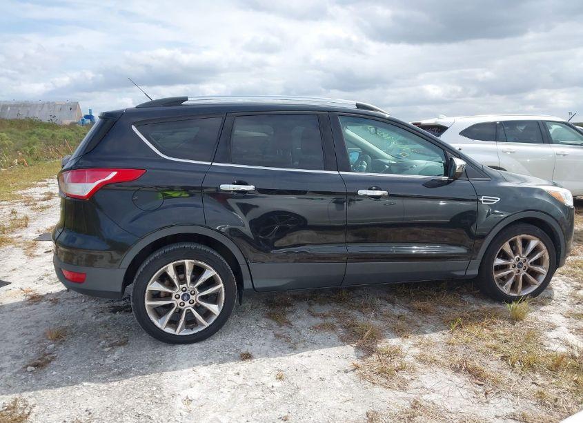 Photo 13 of 2015 Ford Escape SE (VIN 1FMCU0GXXFUB26304)