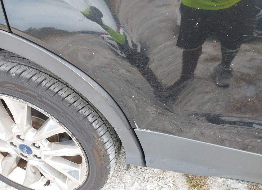 Photo 6 of 2015 Ford Escape SE (VIN 1FMCU0GXXFUB26304)