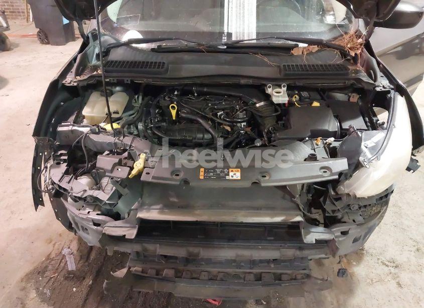 Photo 10 of 2015 Ford Escape SE (VIN 1FMCU0GXXFUB45256)