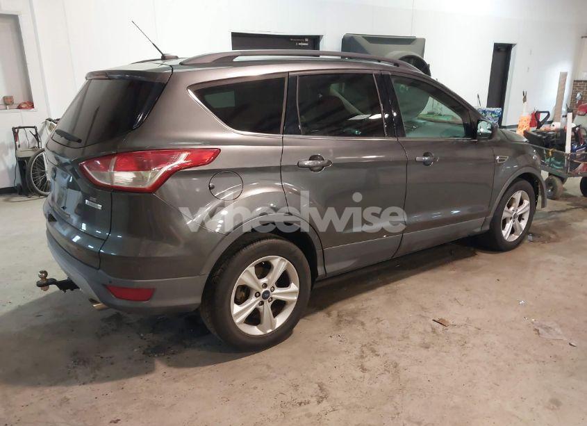 Photo 4 of 2015 Ford Escape SE (VIN 1FMCU0GXXFUB45256)