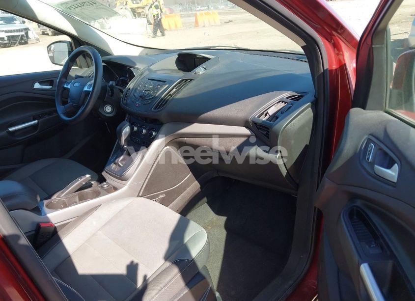 Photo 5 of 2015 Ford Escape SE (VIN 1FMCU0GXXFUB70223)