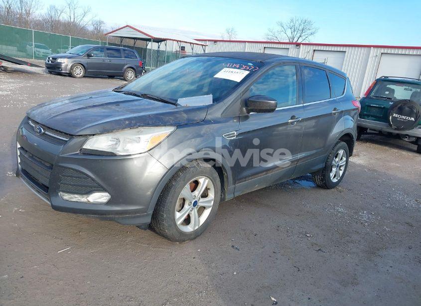 Photo 2 of 2015 Ford Escape SE (VIN 1FMCU0GXXFUB71159)